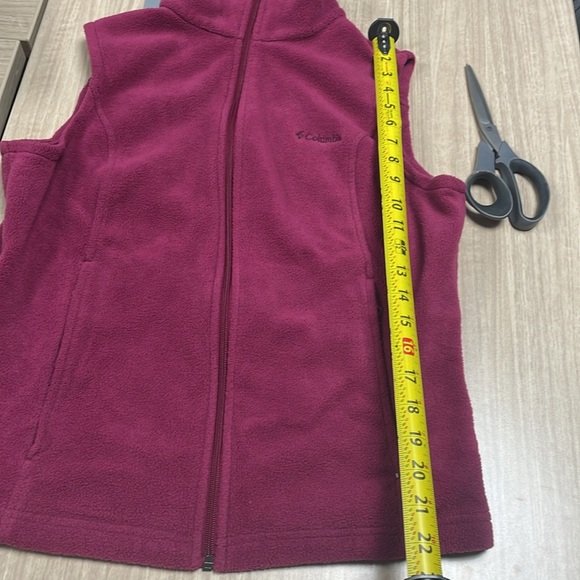 Columbia Women’s Fleece Vest Medium Raspbery Pink Zip Front Outdoor Hiking Layer - Picture 5 of 7